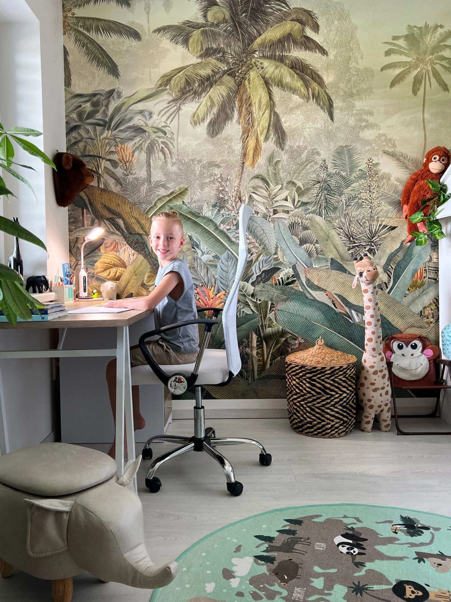 Swivel Office Chair White DESIGN - Image 3